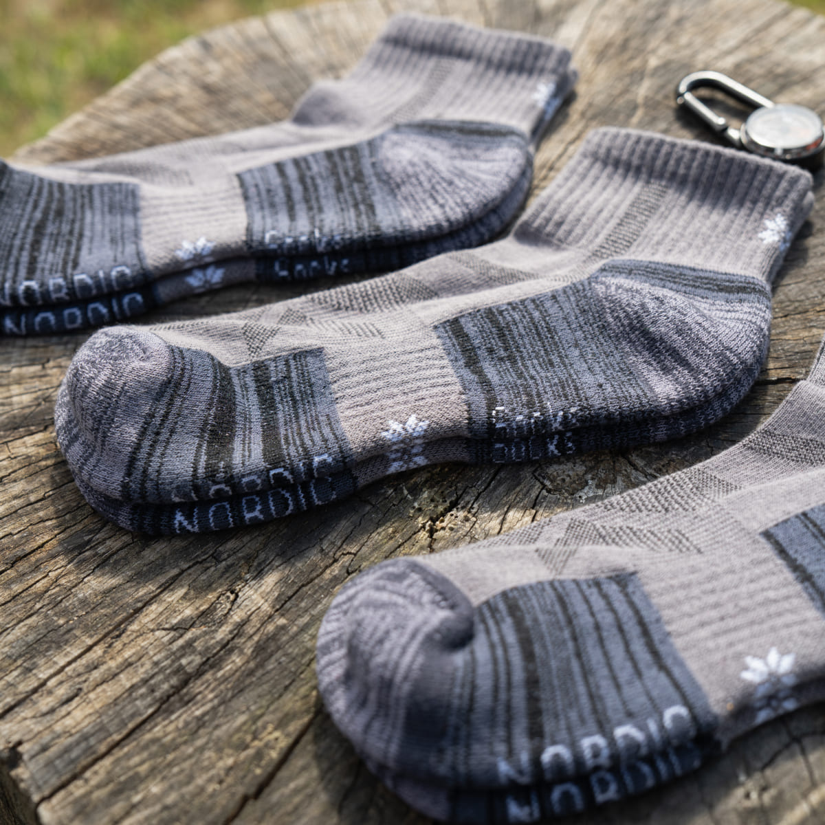 Hiking - Grey Low-Cut (1 pair)